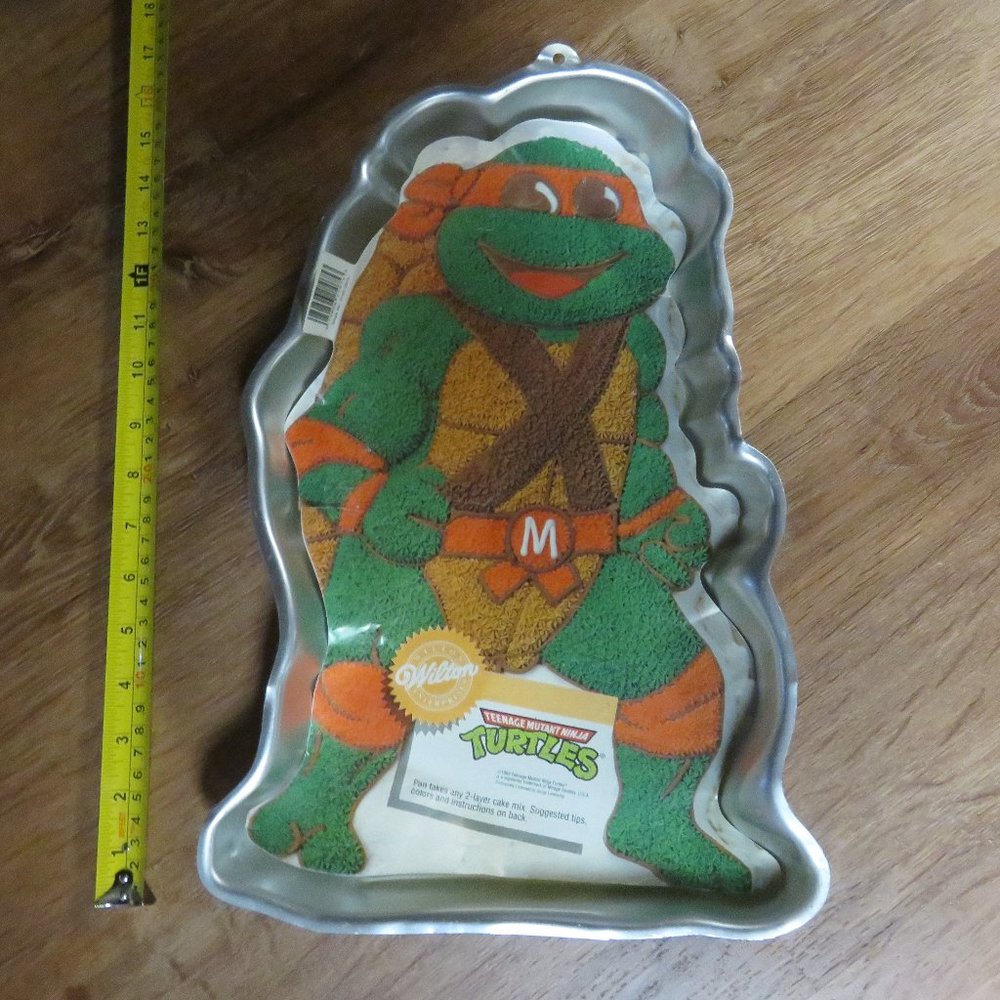 Teenage Mutant Ninja Turtles Wilton Cake Pan  Michelangelo